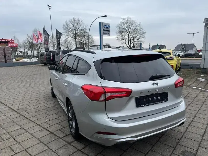 Usata Ford Focus ST-Line 125 CV (91 kW) 2021 Argento Station wagon
