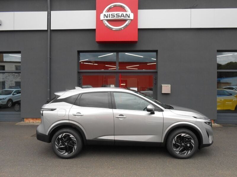 Gebraucht Nissan Qashqai N-Connecta 158 PS (116 kW) 2024 Gunmetallic (kad) SUV
