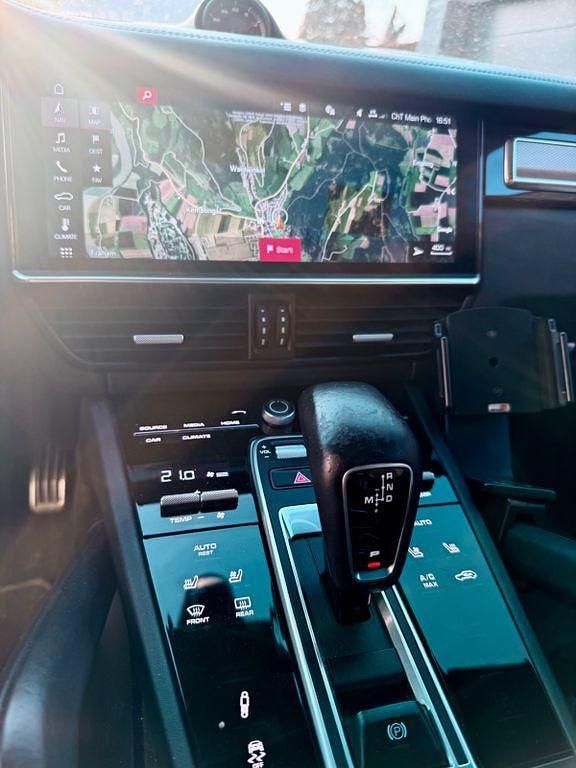 Gebraucht Porsche Cayenne 441 PS (324 kW) 2017 Blau SUV