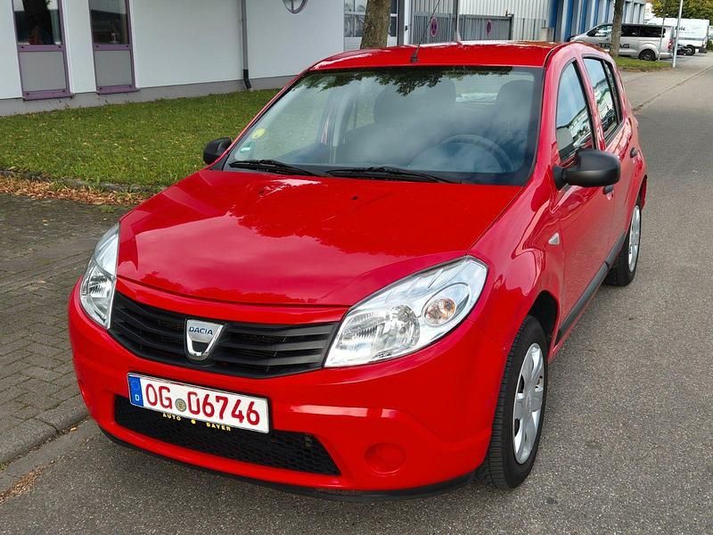 Gebraucht Dacia Sandero 75 PS (55 kW) 2009 Rot Kleinwagen
