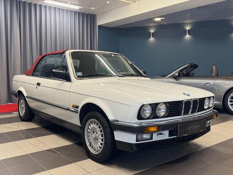 Gebraucht BMW 325 170 PS (125 kW) 1987 Weiß Cabrio