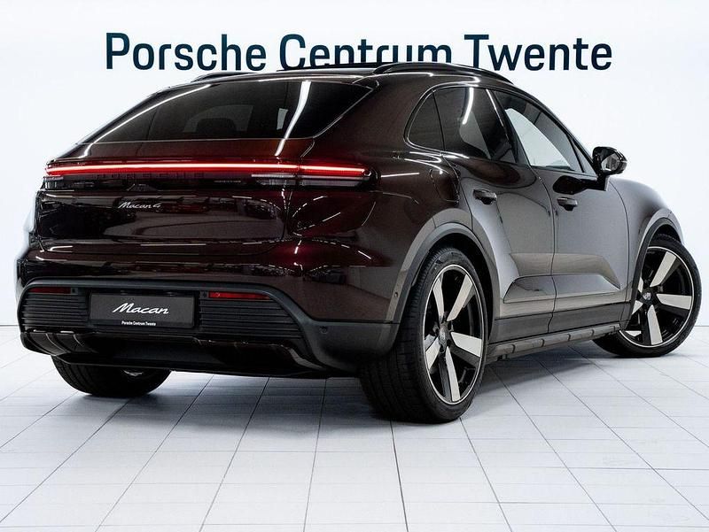 Gebraucht Porsche Macan 300 kW (408 PS) 2025 Rot SUV