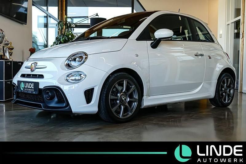Gebraucht Abarth 595 145 PS (106 kW) 2022 Weiß Limousine