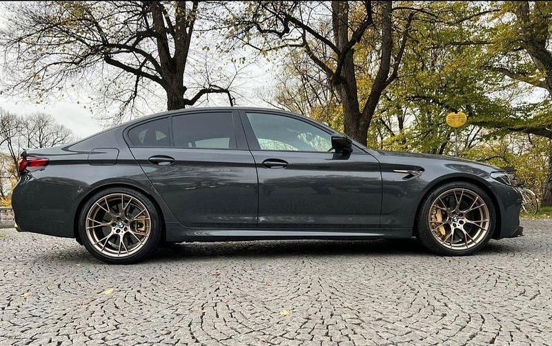 Gebraucht BMW M5 Performance 635 PS (467 kW) 2021 Brands hatch grey metallic Limousine