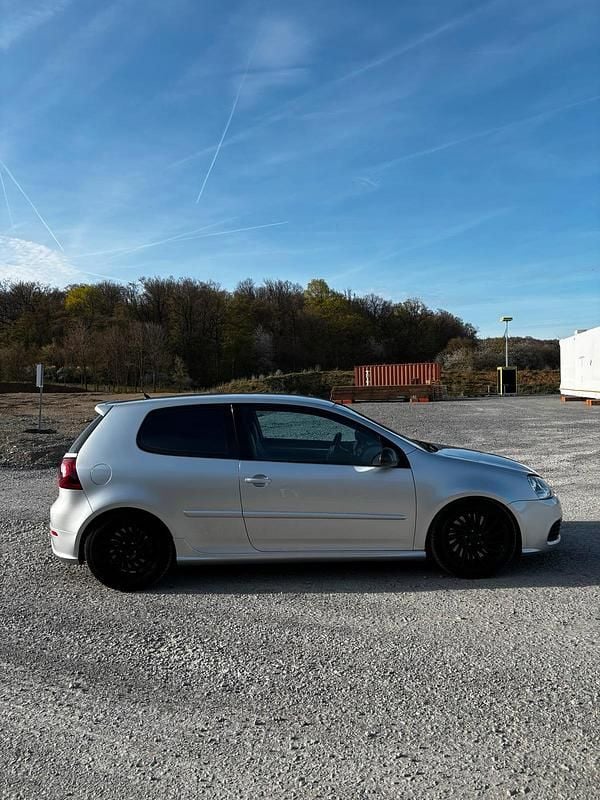 Gebraucht VW Golf R 250 PS (183 kW) 2006 Silber Coupé