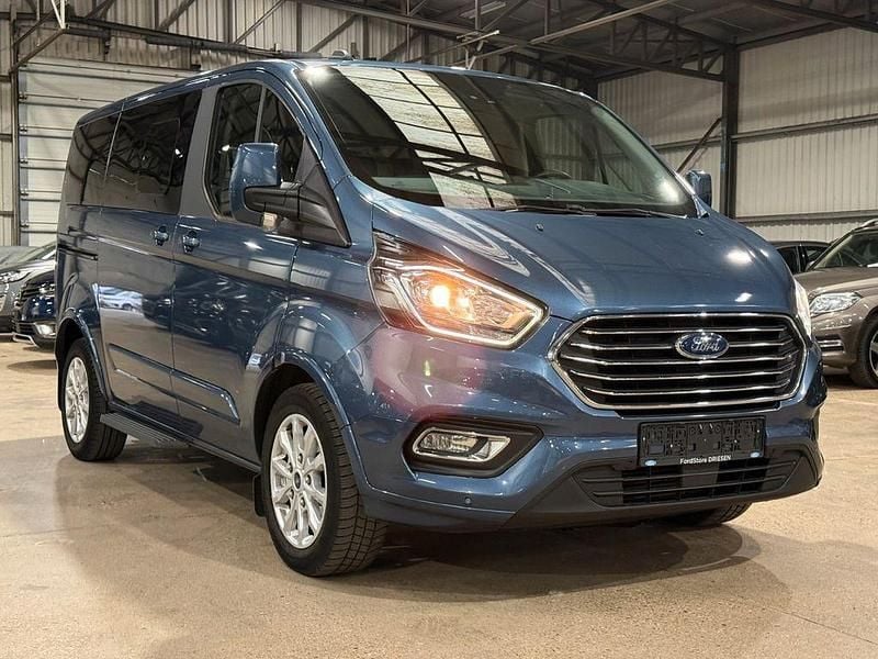 Gebraucht Ford Tourneo 131 PS (96 kW) 2022 Blau Kombi