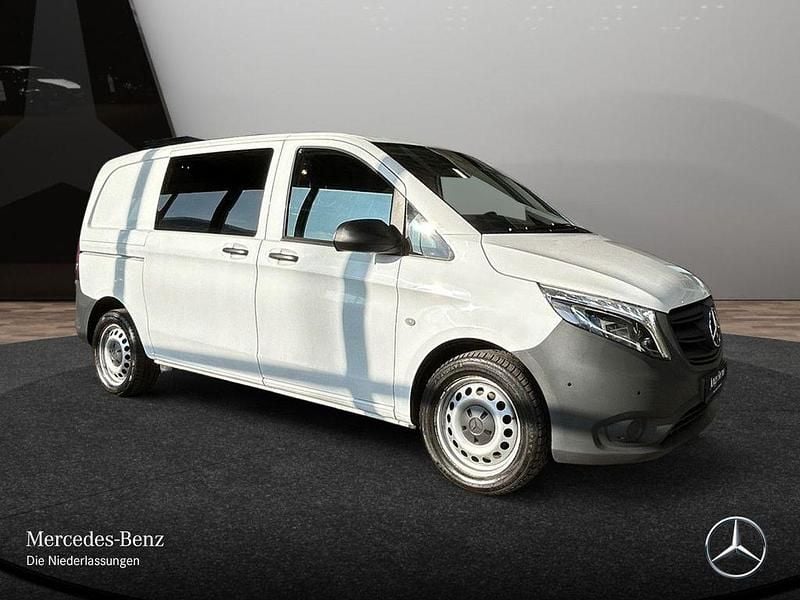 Gebraucht Mercedes Vito 163 PS (119 kW) 2022 Weiß Van