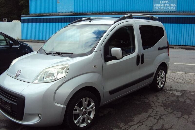Silber Gebraucht 2012 Fiat Qubo Easy Van / Kleinbus | 5.500 € (Superpreis) - Bild 1/4