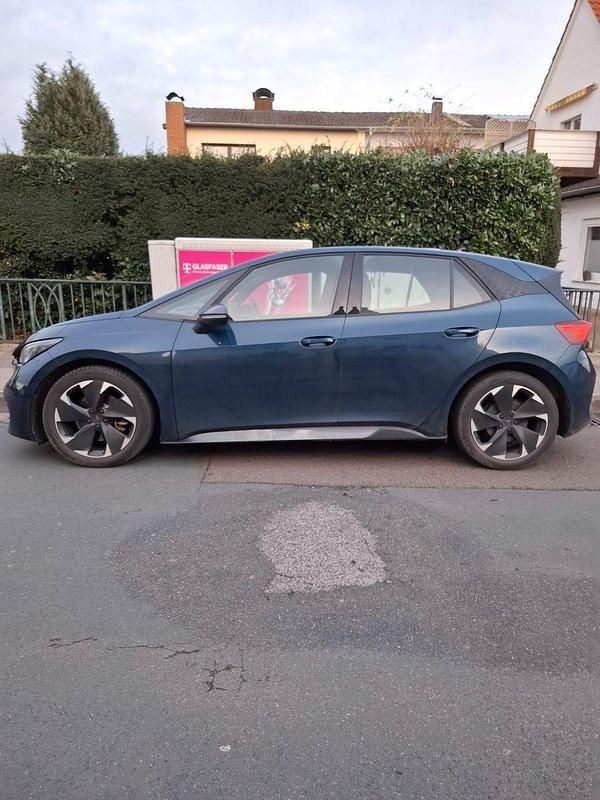 Blau Gebraucht 2022 Cupra Born Kleinwagen | 21.299 € (Superpreis) - Bild 1/3