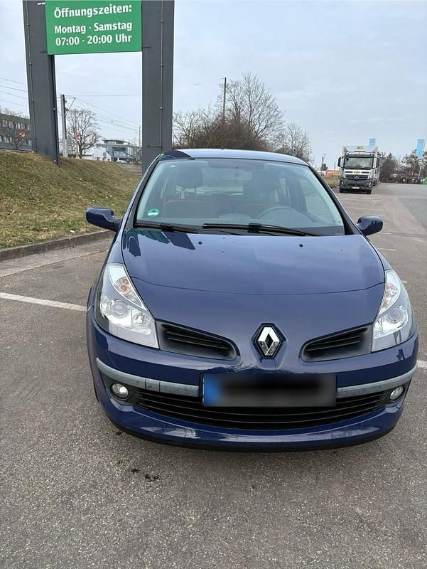 Gebraucht Renault Clio II 101 PS (74 kW) 2007 Blau Kleinwagen