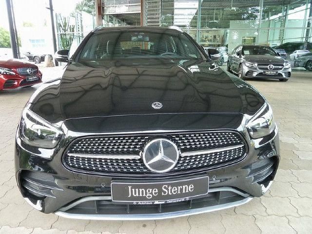 Gebraucht 2021 Mercedes E300 | 57.890 € - Bild 1/4
