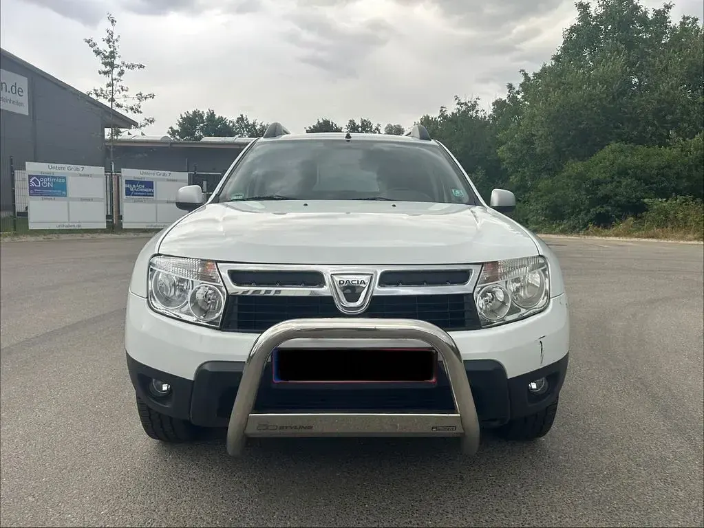 Gebraucht Dacia Duster Prestige 105 PS (77 kW) 2011 Weiß SUV
