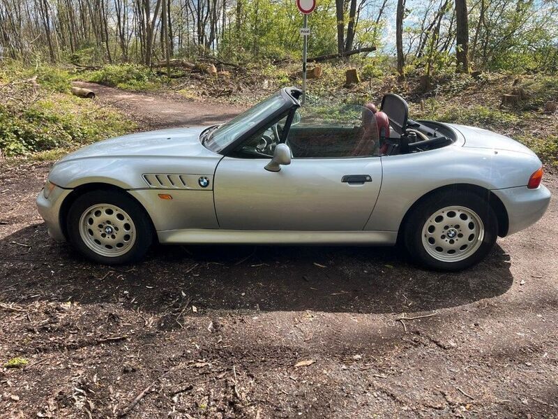 Silber Gebraucht 1996 BMW Z3 Sport Line Cabrio | 12.999 € (Fairer Preis) - Bild 1/4