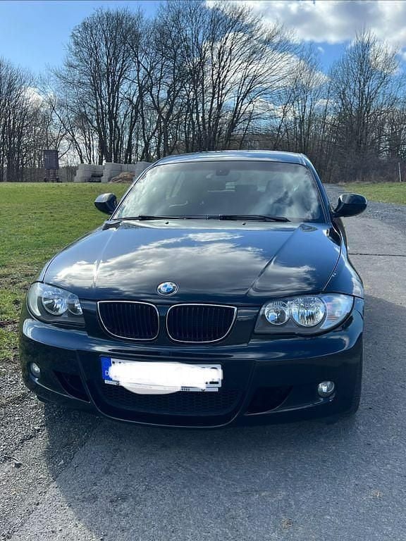 Usata BMW 118 Performance 143 CV (105 kW) 2010 Nero Utilitaria