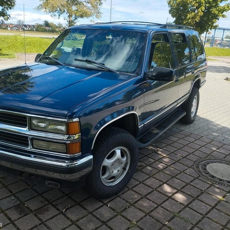 Blau Gebraucht 1998 Chevrolet Tahoe SUV | 4.700 € (Superpreis) - Bild 1/4