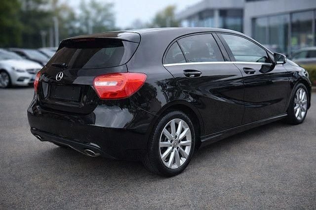 Gebraucht Mercedes A200 Urban 156 PS (114 kW) 2012 Schwarz Kleinwagen