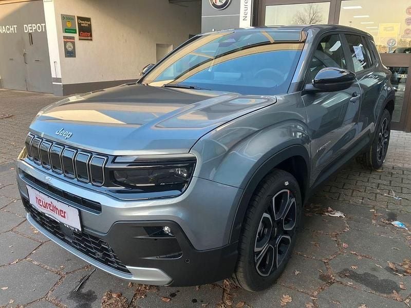 Neu Jeep Avenger Summit 110 PS (80 kW) 2026 Grau SUV