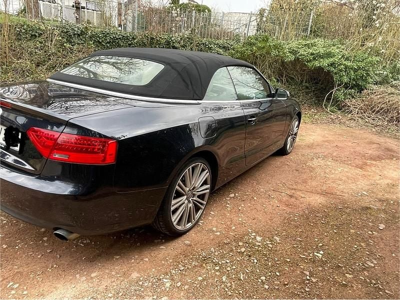 Gebraucht Audi A5 Cabriolet 170 PS (125 kW) 2014 Blau Cabrio