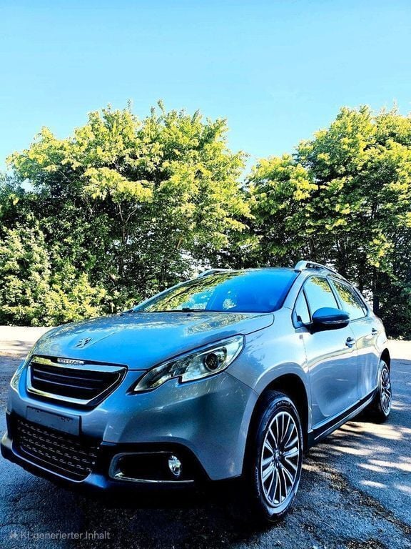 Grau Gebraucht 2016 Peugeot 2008 Allure SUV | 9.999 € (Superpreis) - Bild 1/4