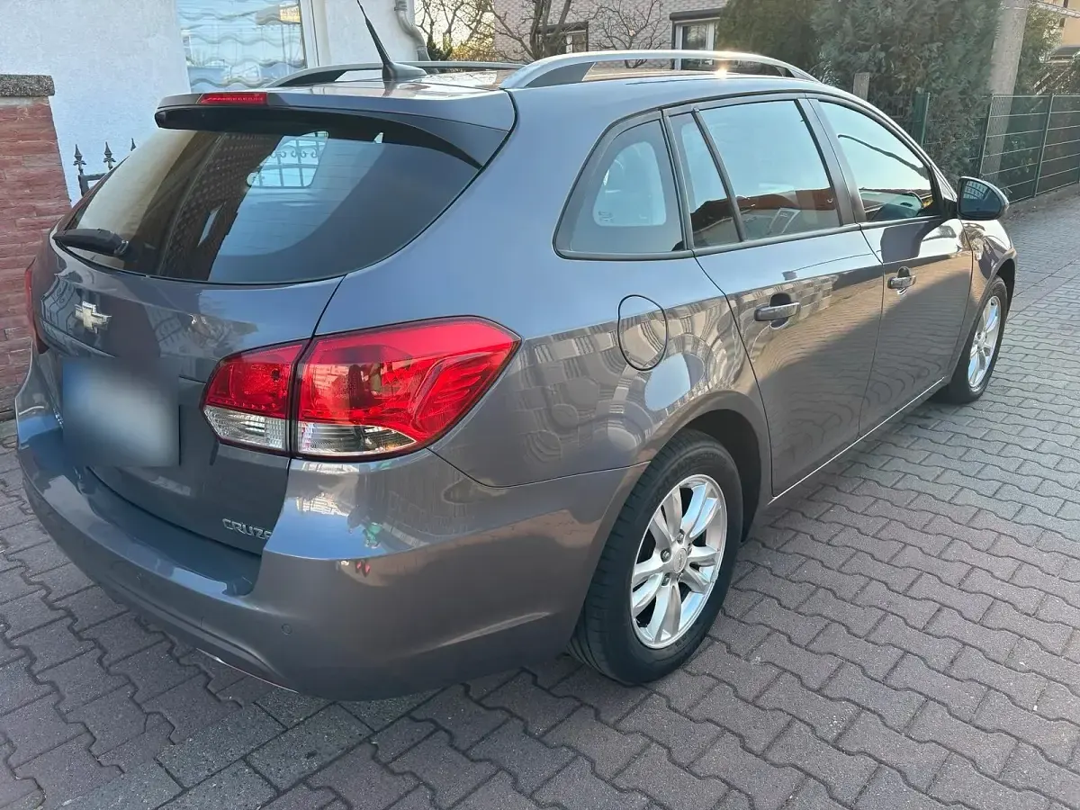 Gebraucht Chevrolet Cruze 110 PS (80 kW) 2013 Grau Kombi