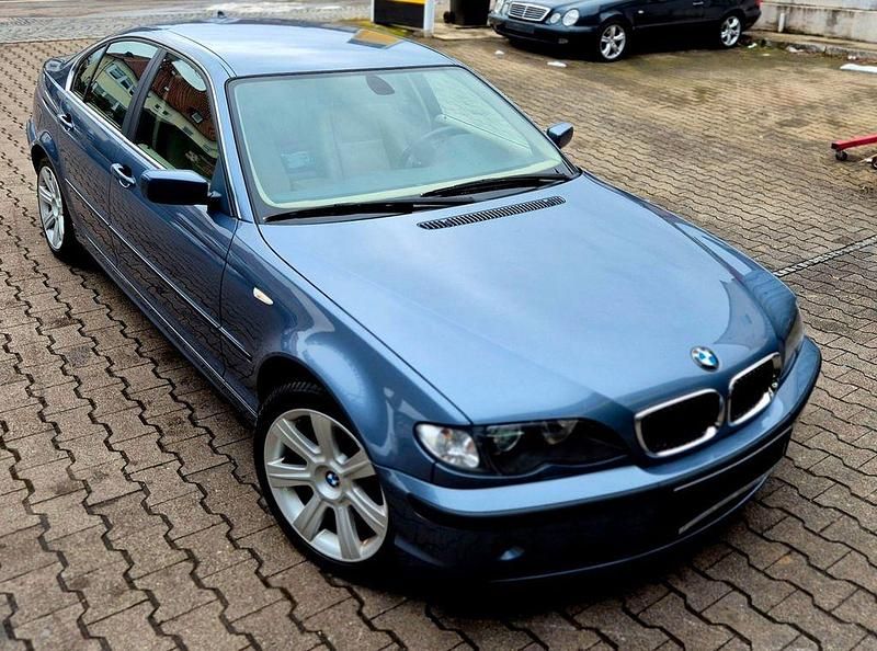 Second-hand BMW 320 Performance 170 CP (125 kW) 2002 Albastru Berlinǎ