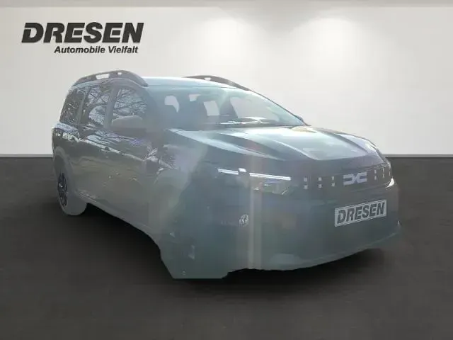 Neu Dacia Jogger Extreme 158 PS (116 kW) 2026 Schwarz Van / Kleinbus