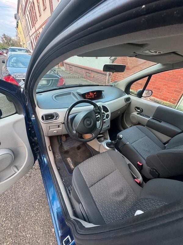 Second-hand Renault Modus 60 CP (44 kW) 2006 Albastru Monovolum