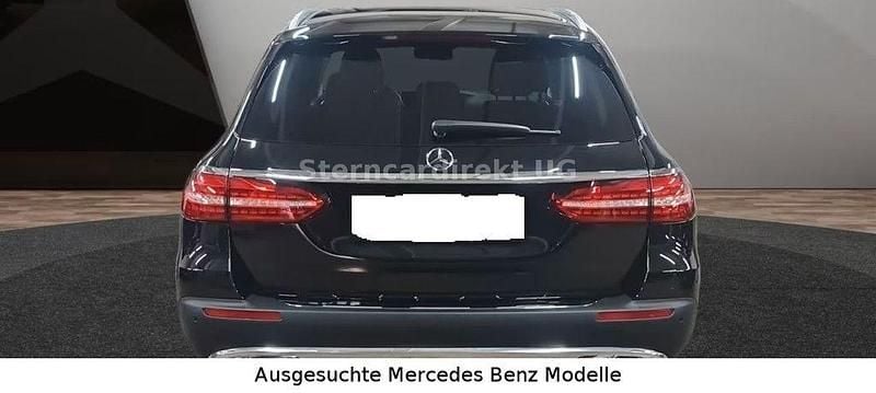 Gebraucht Mercedes E220 All-Terrain 194 PS (142 kW) 2021 Schwarz Kombi