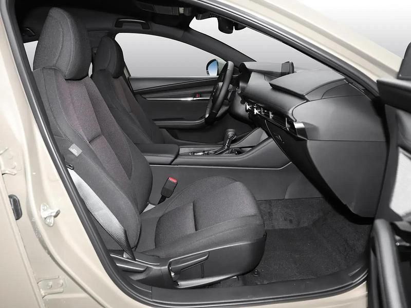 Neu Mazda 3 Exclusive 140 PS (102 kW) 2025 Zircon sand Limousine