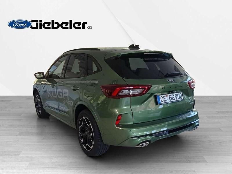 Gebraucht Ford Kuga ST-Line 182 PS (133 kW) 2024 Bursting green SUV