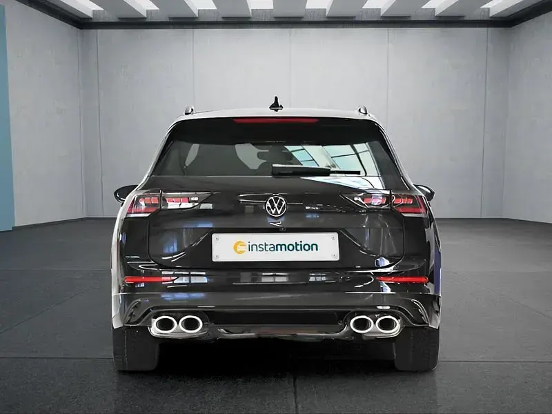 Neu VW Golf VIII R 333 PS (244 kW) 2025 Schwarz Kombi