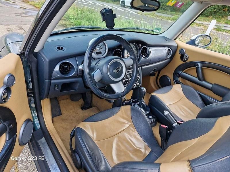 Grün Gebraucht 2004 Mini ONE Kleinwagen | 4.200 € (Guter Preis) - Bild 1/4