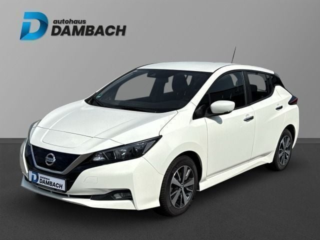 Gebraucht Nissan Leaf Acenta 110 kW (150 PS) 2021 Weiß Kleinwagen