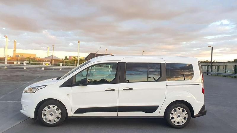 Frostweiß Gebraucht 2019 Ford Transit Connect Van / Kleinbus | 9.800 € (Guter Preis) - Bild 1/4