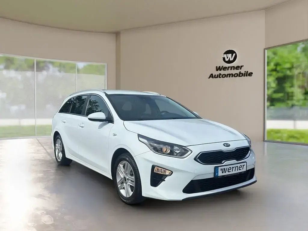 Gebraucht Kia Ceed Vision 160 PS (117 kW) 2022 Weiß Kleinwagen