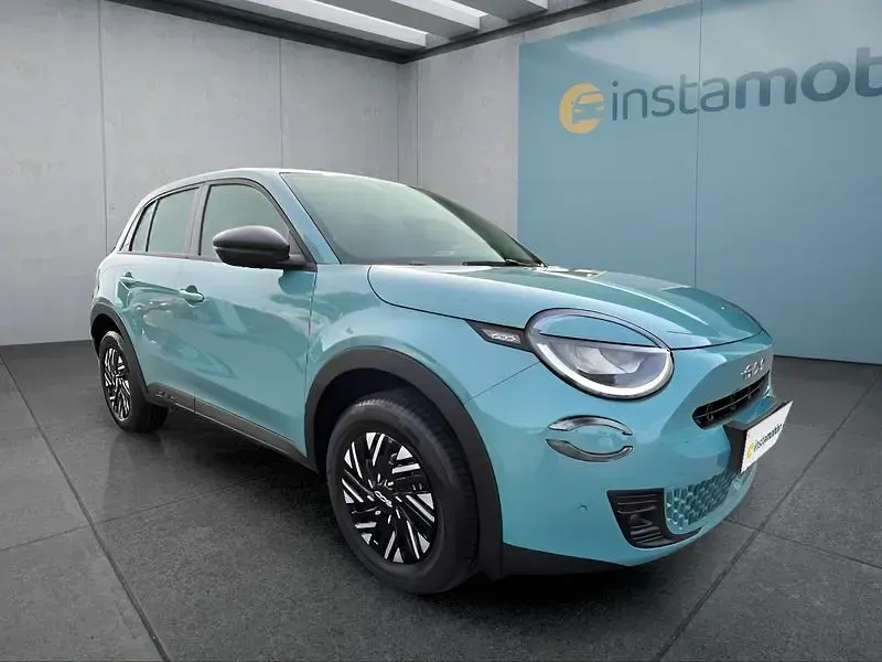 Gebraucht Fiat 600 110 PS (80 kW) 2025 Blau Kleinwagen