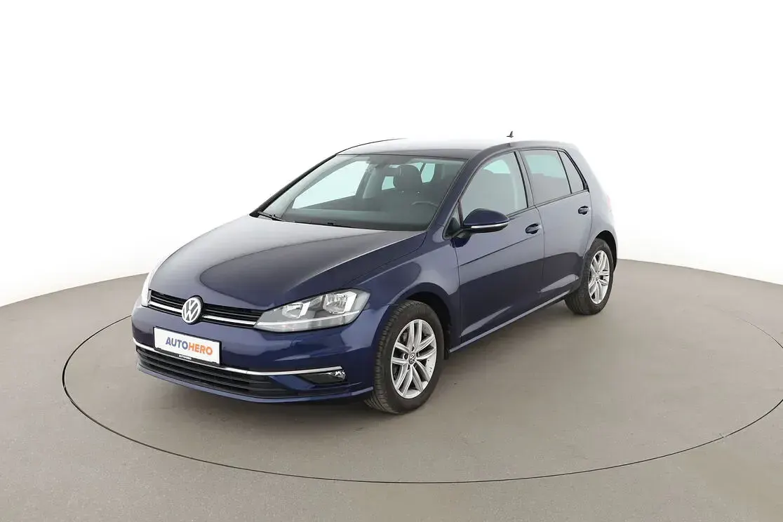 Gebraucht VW Golf VII Comfortline 2019 Limousine