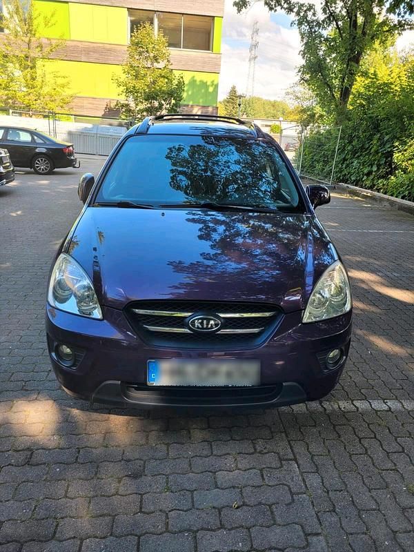 Violet Gebraucht 2008 Kia Carens Van / Kleinbus | 6.190 € (Fairer Preis) - Bild 1/4