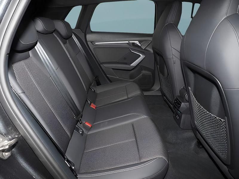 Gebraucht Audi S3 Sportback 333 PS (244 kW) 2025 Grau Kleinwagen