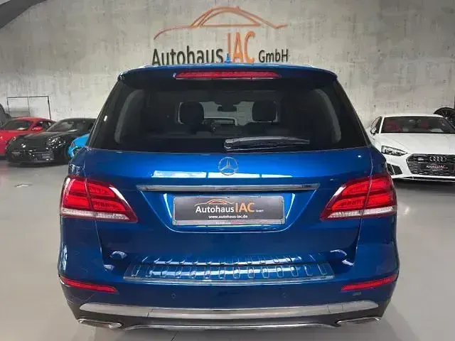 Gebraucht Mercedes GLE400 333 PS (244 kW) 2017 Blau SUV