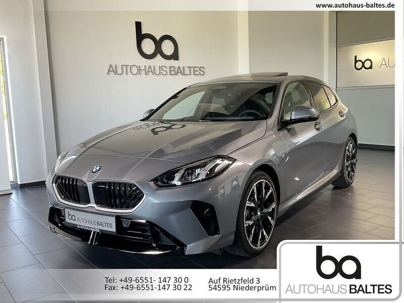 Skyscraper grau met. Gebraucht 2024 BMW 120 M Sport Kleinwagen | 32.850 € (Guter Preis) - Bild 1/4