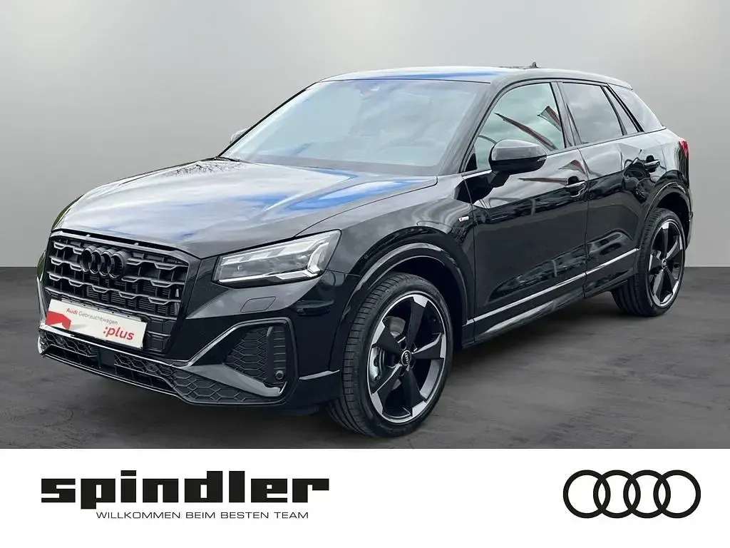 Używany Audi Q2 Competition 150 KM (110 kW) 2026 Czarny SUV
