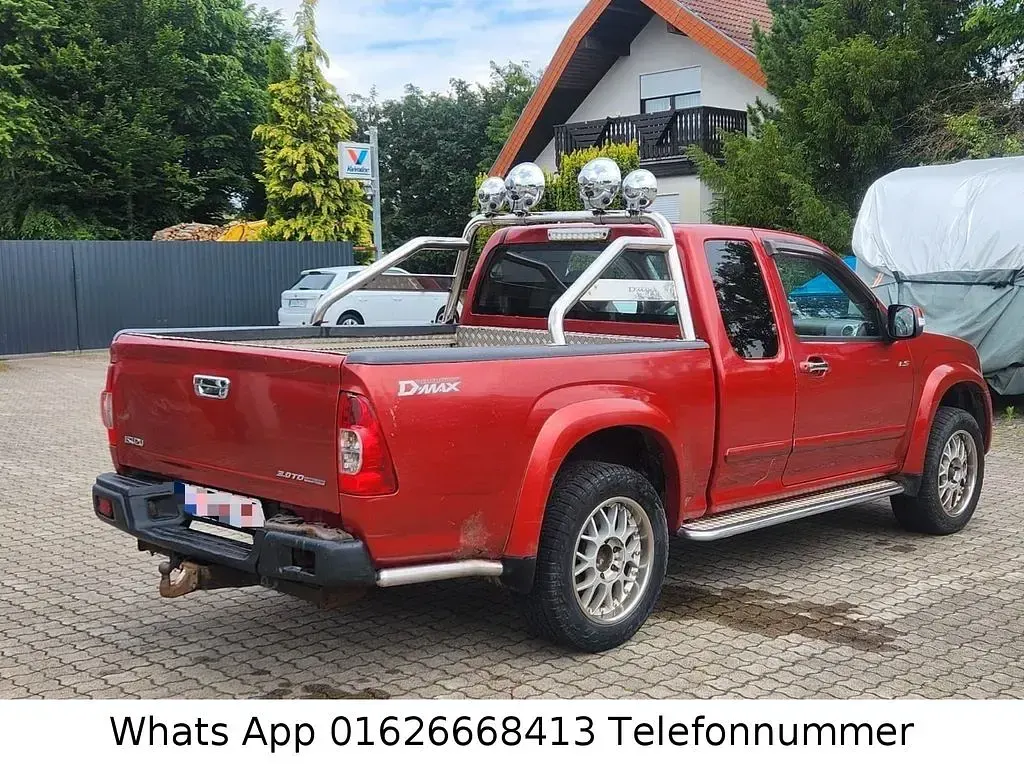 Gebraucht Isuzu D-Max 163 PS (119 kW) 2008 Rot Pickup