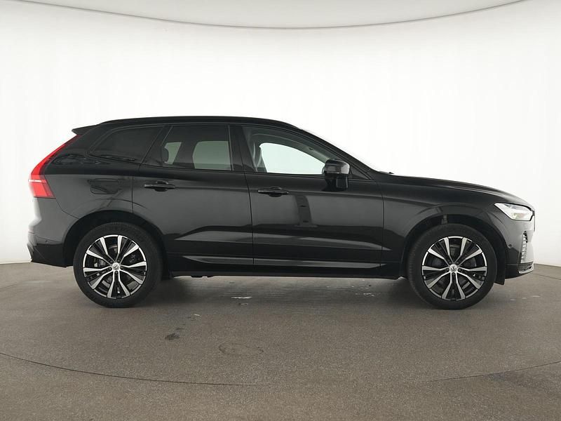 Gebraucht Volvo XC60 Ultimate 250 PS (183 kW) 2022 Onyx black SUV