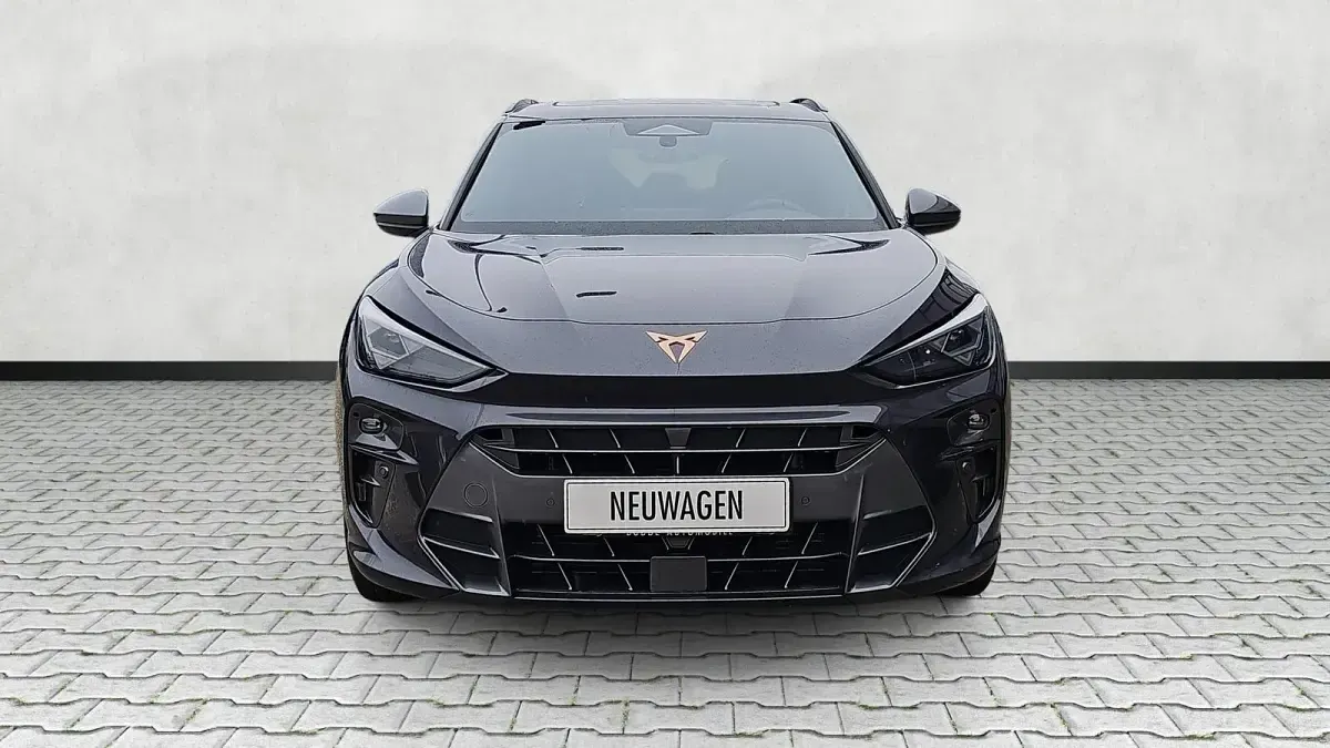 Neu Cupra Terramar 150 PS (110 kW) 2025 Dark void SUV