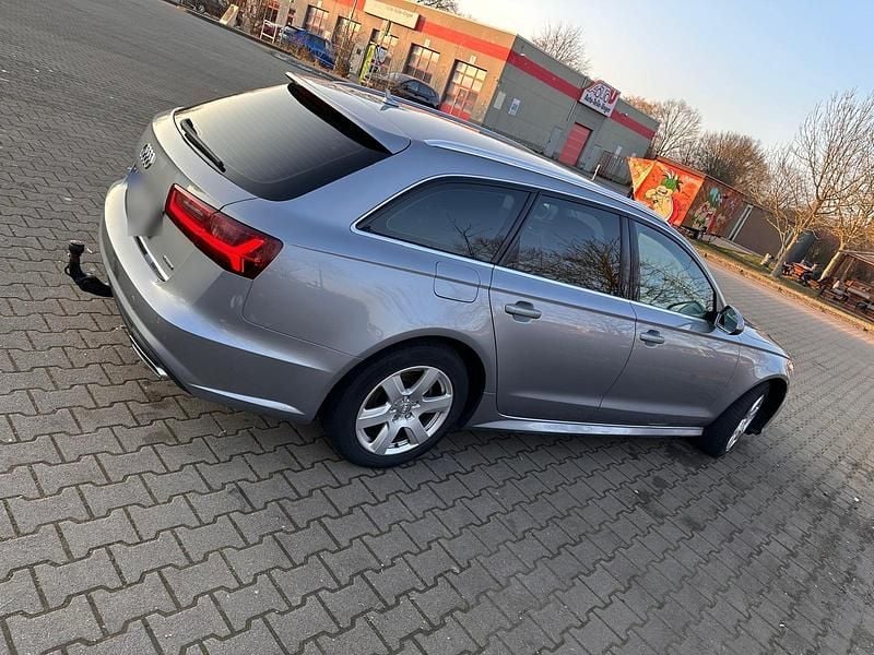 Gebraucht Audi A6 190 PS (139 kW) 2017 Grau Kombi