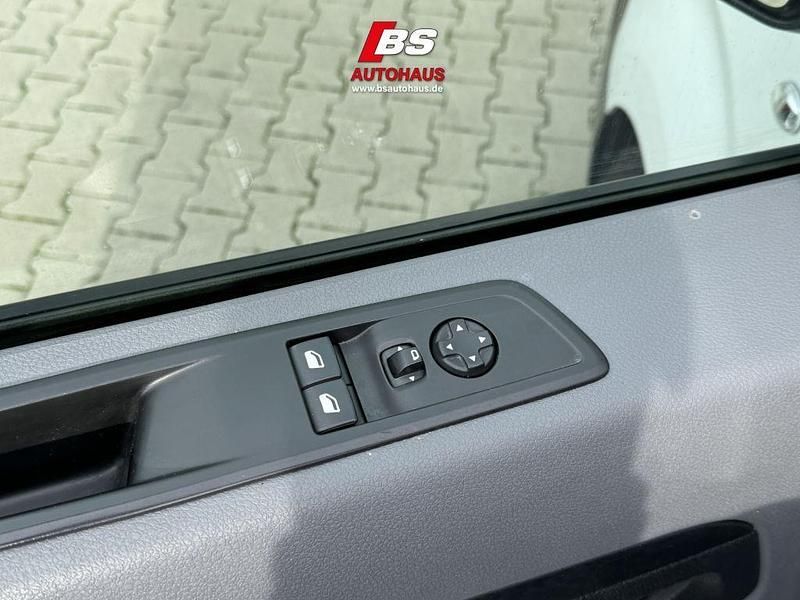 Usado Citroën Jumpy 144 HP (105 kW) 2022 Branco Monovolume