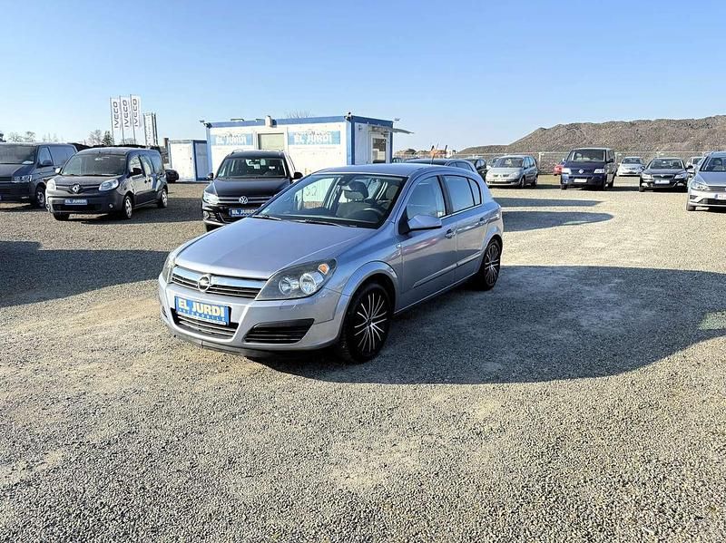 Gebraucht Opel Astra Basis 90 PS (66 kW) 2004 Grau Kleinwagen