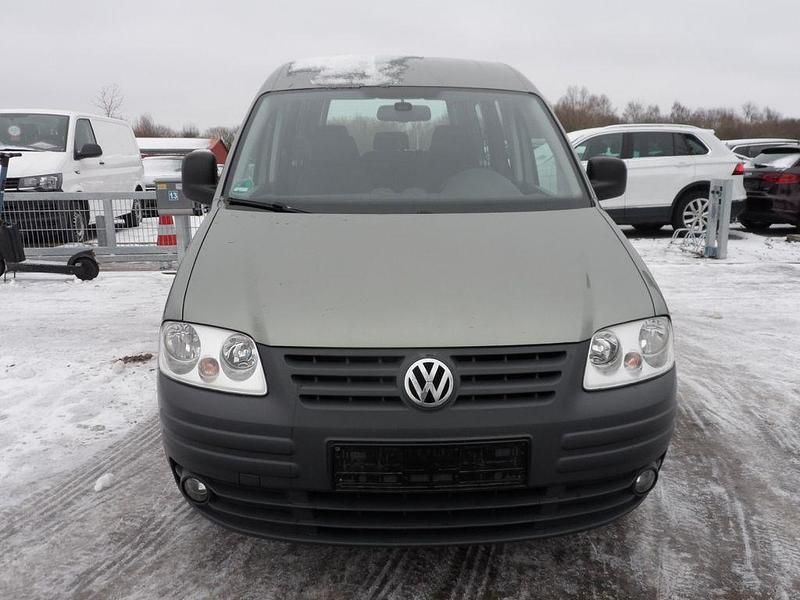 Gebraucht VW Caddy Team 80 PS (58 kW) 2010 Grün Van / Kleinbus
