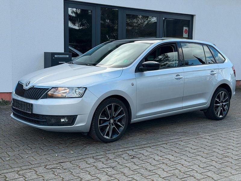 Gebraucht Skoda Rapid Style 105 PS (77 kW) 2015 Silber Kleinwagen